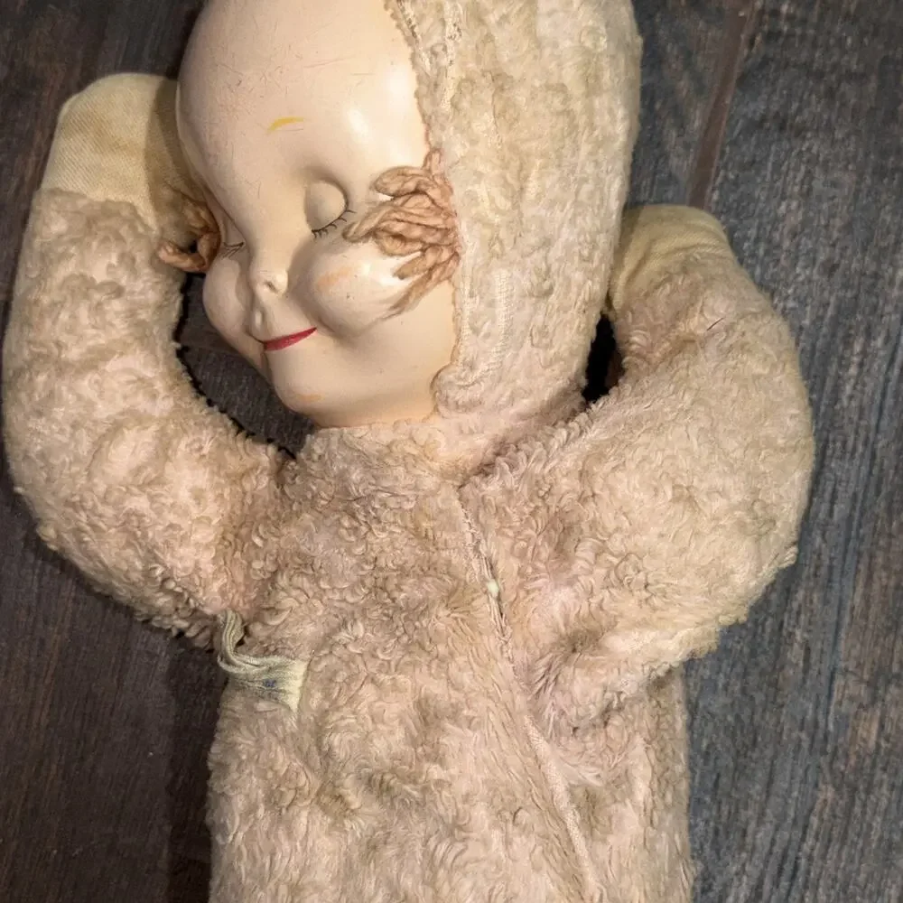 Knickerbocker charming “sleepy